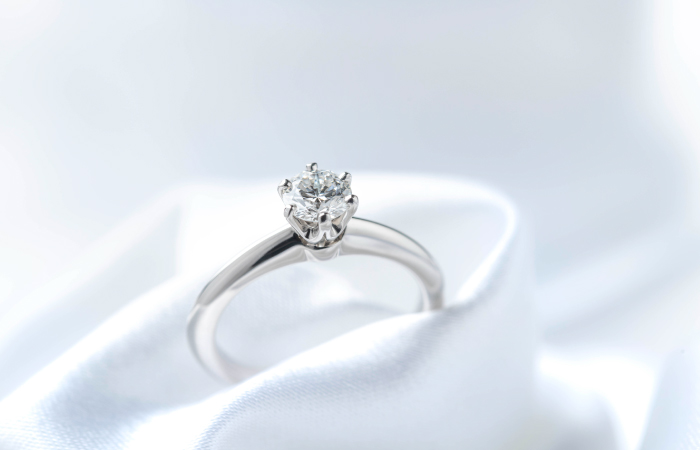 婚約指輪